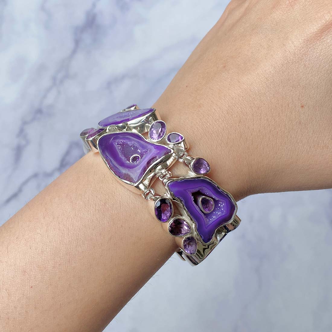 Agate (Purple) Bracelet-(APU-B-1.)