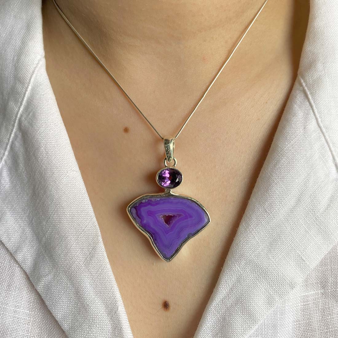 Agate (Purple) Pendant-(APU-P-11.)