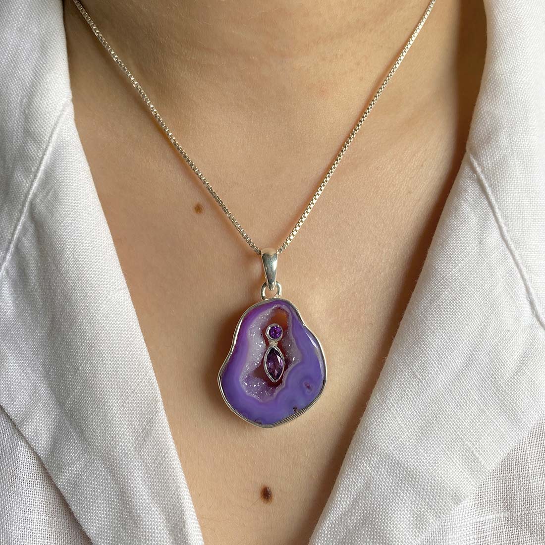 Agate (Purple) Pendant-(APU-P-4.)