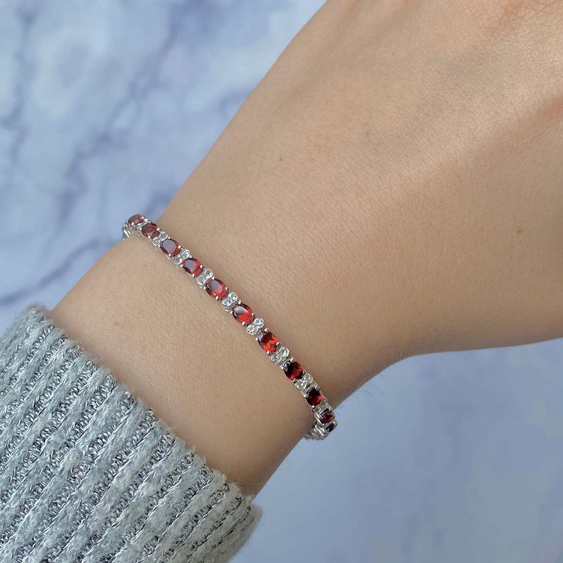 Garnet & White Topaz Bracelet-(GAR-SB-111.)