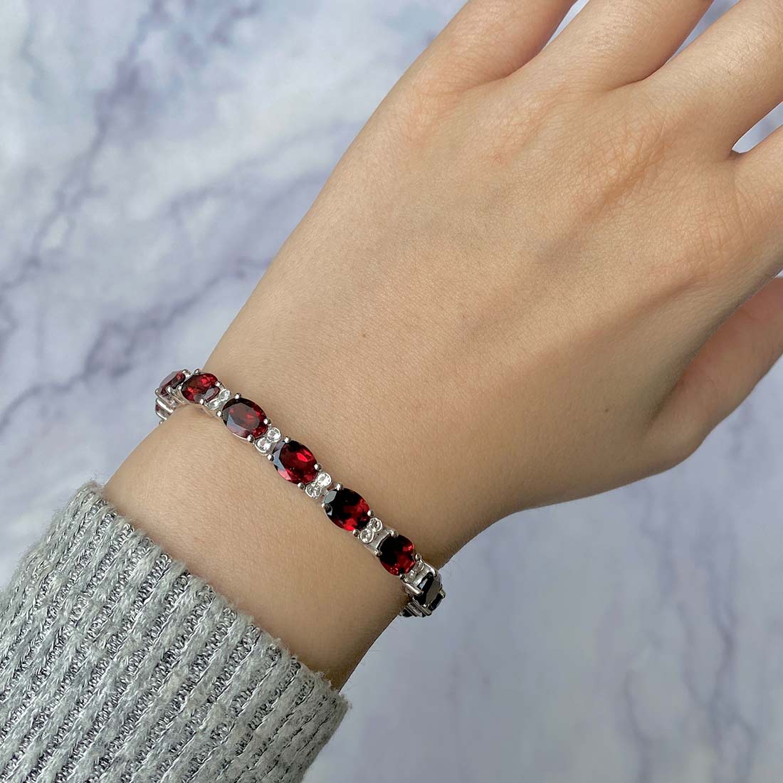 Garnet & White Topaz Bracelet-(GAR-SB-138.)