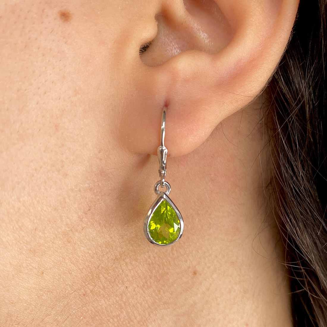 Peridot Leverback Earring-(PER-SE-742.)