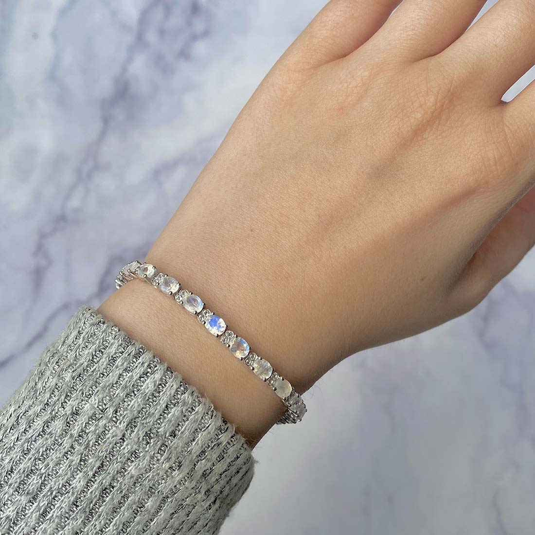 Moonstone Bracelet-(RBM-SB-112.)