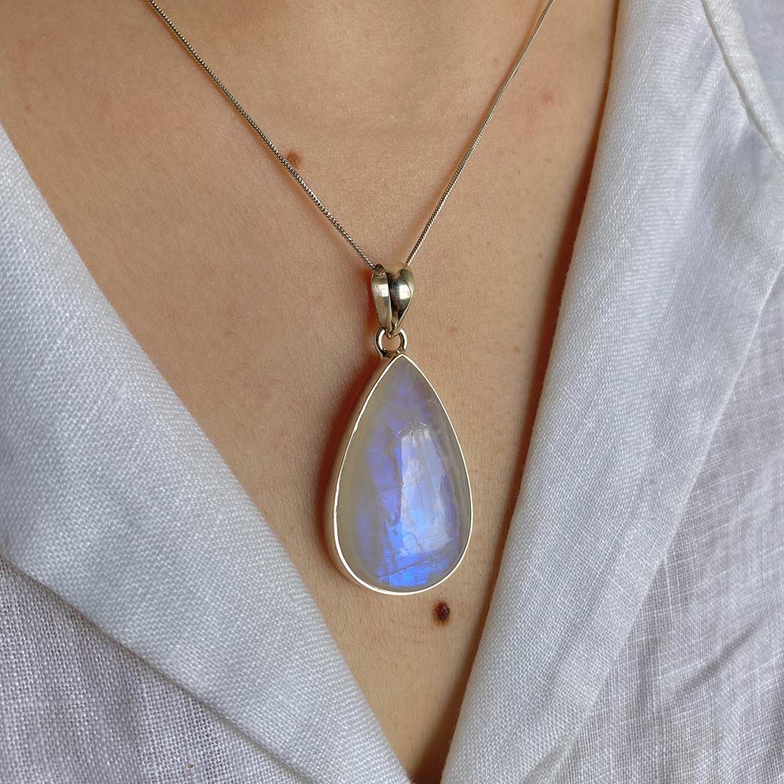 Moonstone Pendant-(RBM-P-23.)