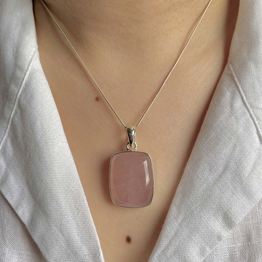 Rose Quartz Pendant-(RSQ-P-11.)